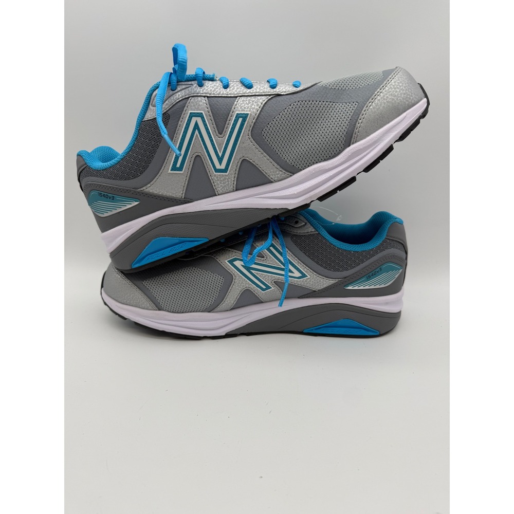 New Balance 1540v3 Women 13 4E Grey Blue Like New W1540SP3 Wide Running Shoes